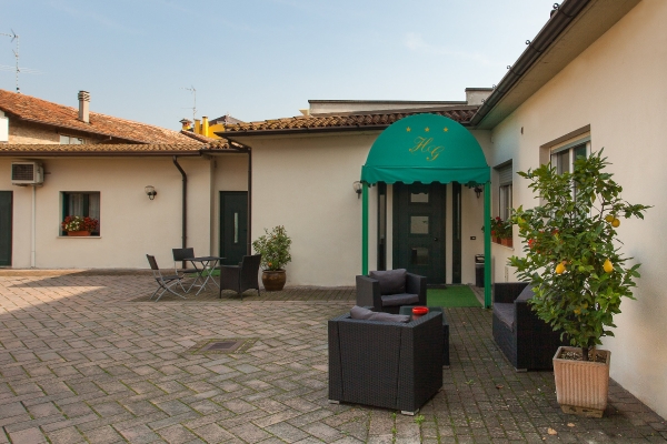 Hotel Gambara